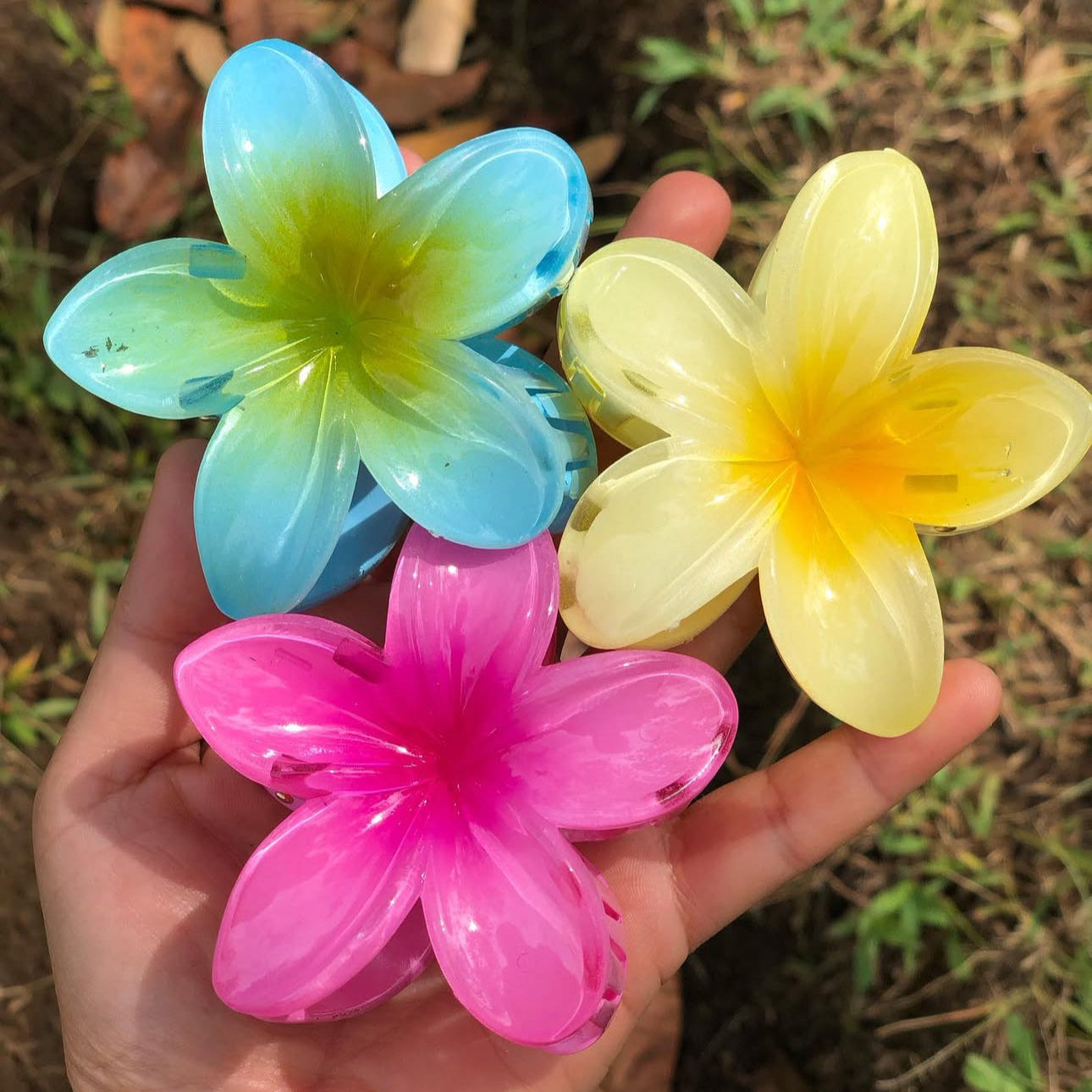 Medium Lotus Flower Claw Clip