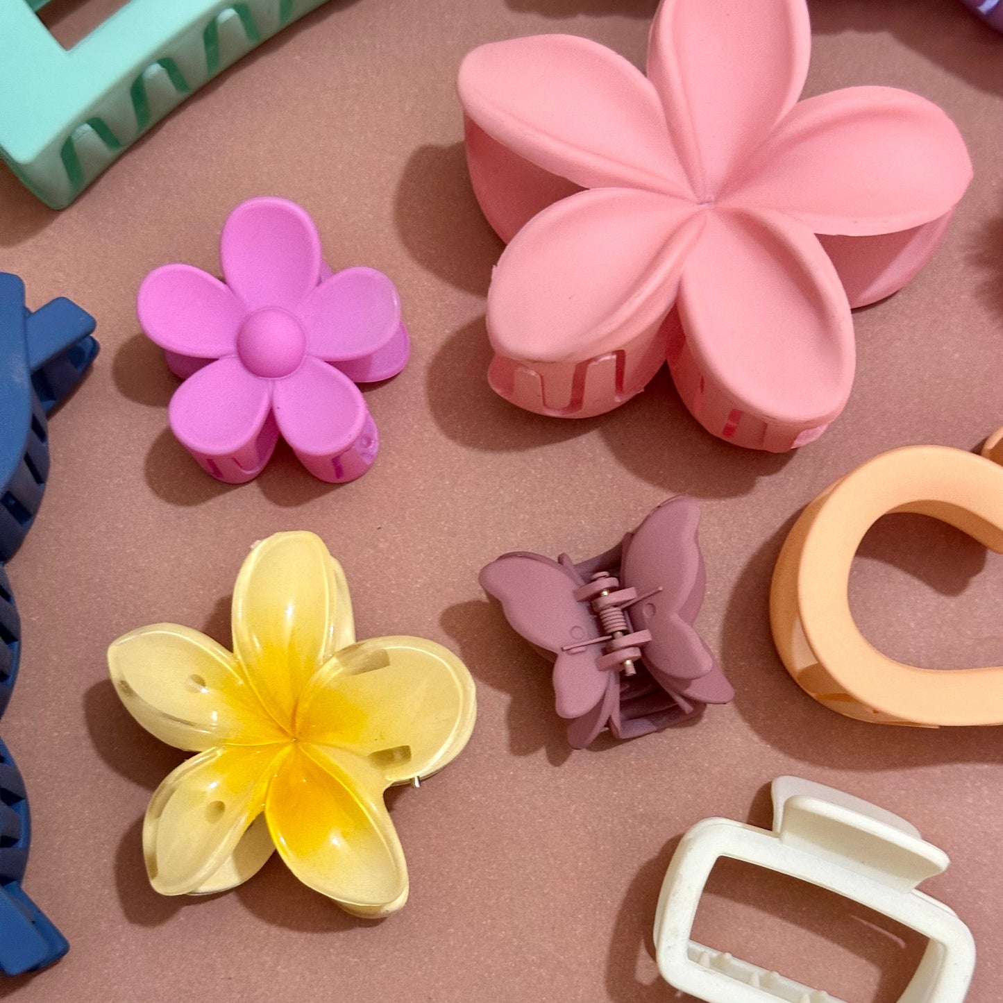 12pcs Colorful Claw Clips Bundle