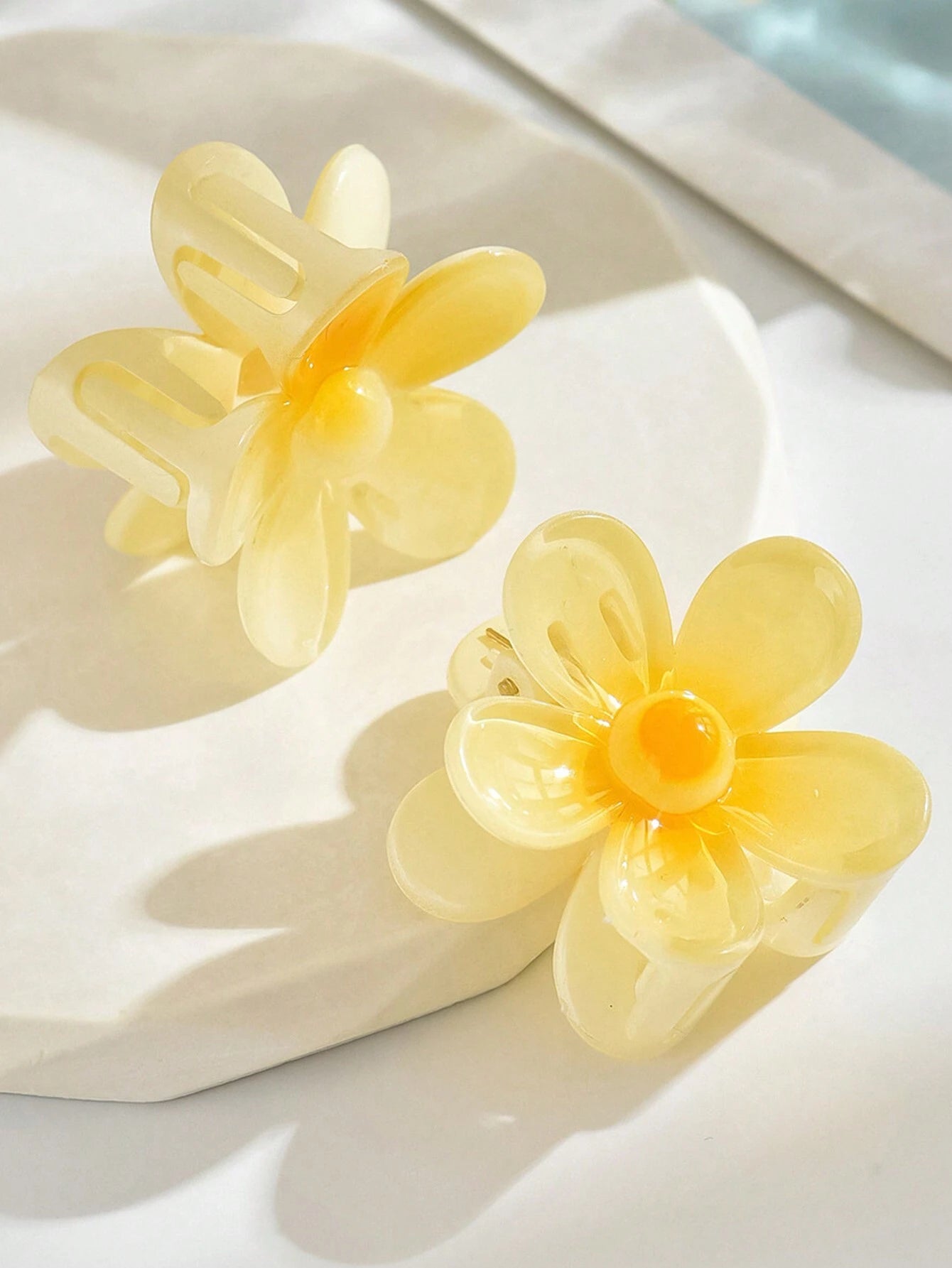 2pcs Mini Gradient Blossom Clips