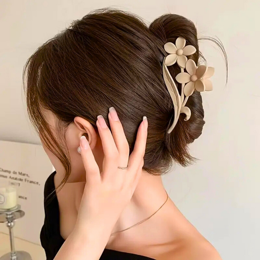 Floral Curve Matte Claws