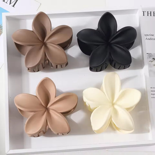 4pcs Large Nude Matt Floral Clips
