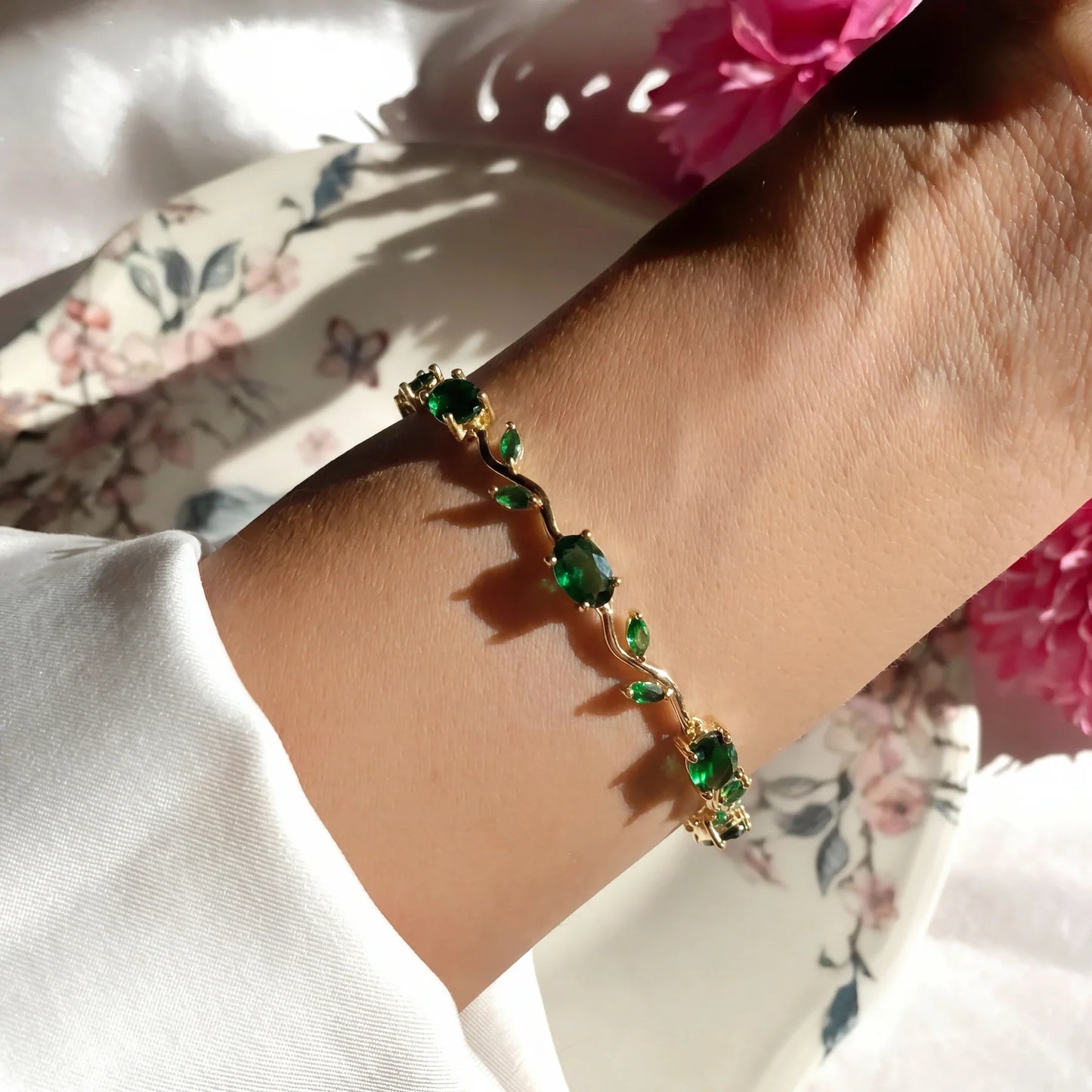 Majestic Tulip Bracelet