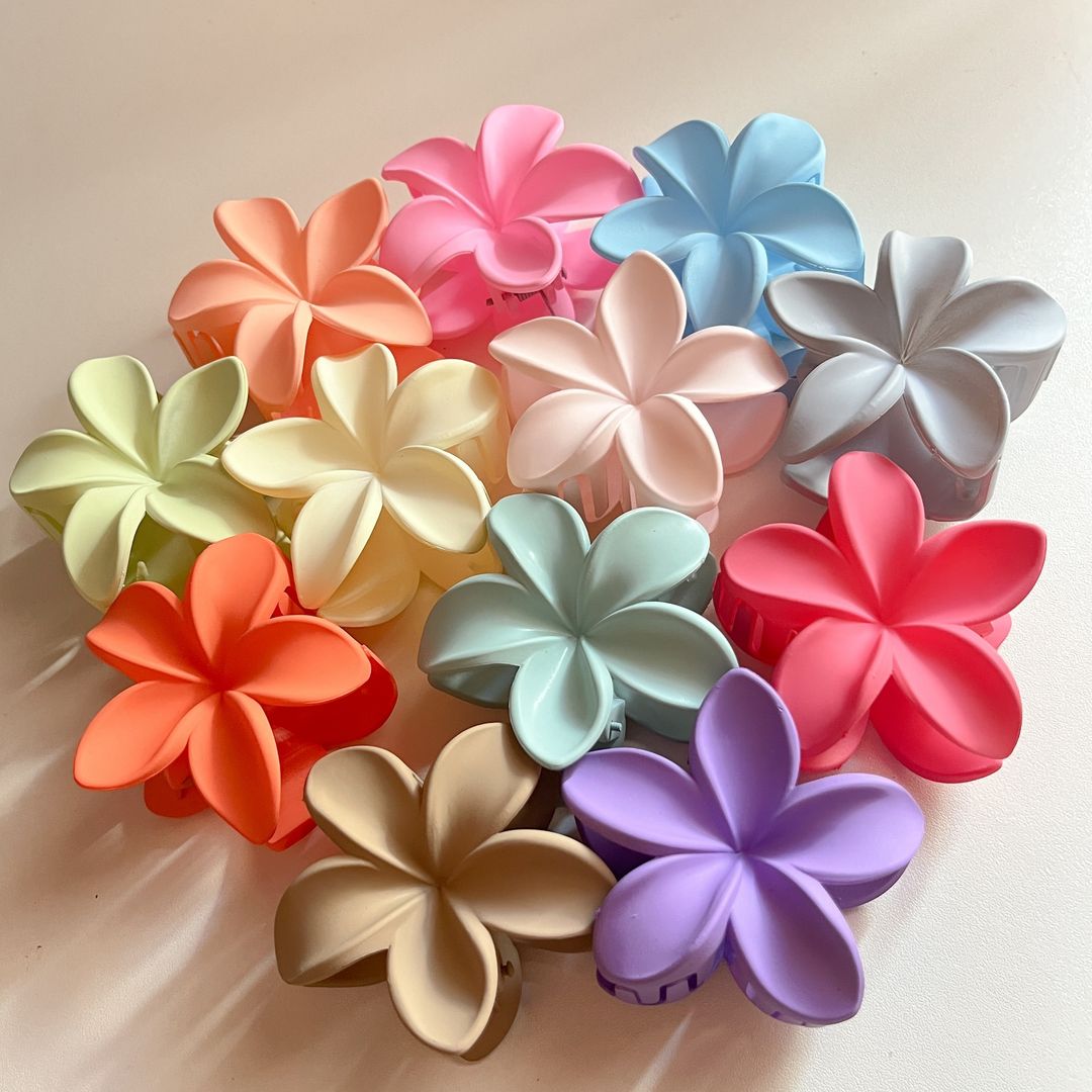 Flower Hair Claw Clips