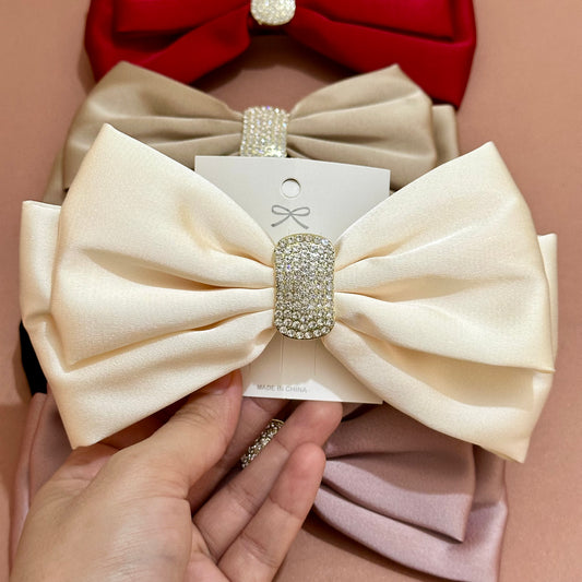 Majestic Big Bow