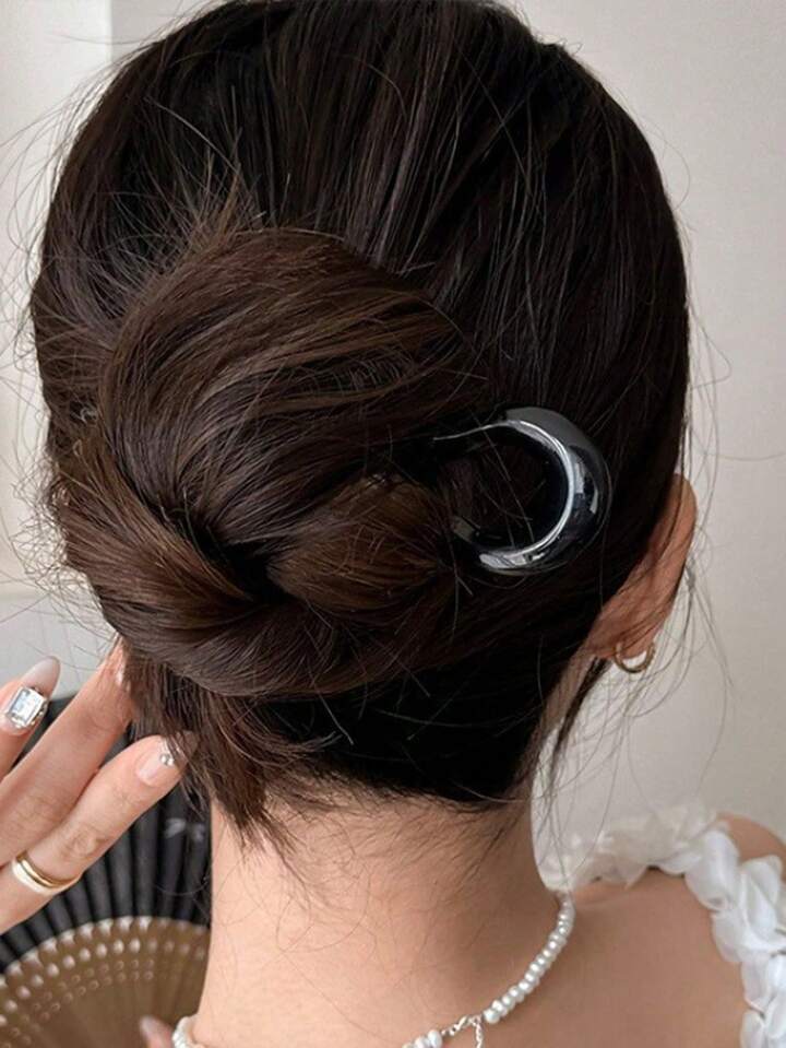 U Shape Jora Clip