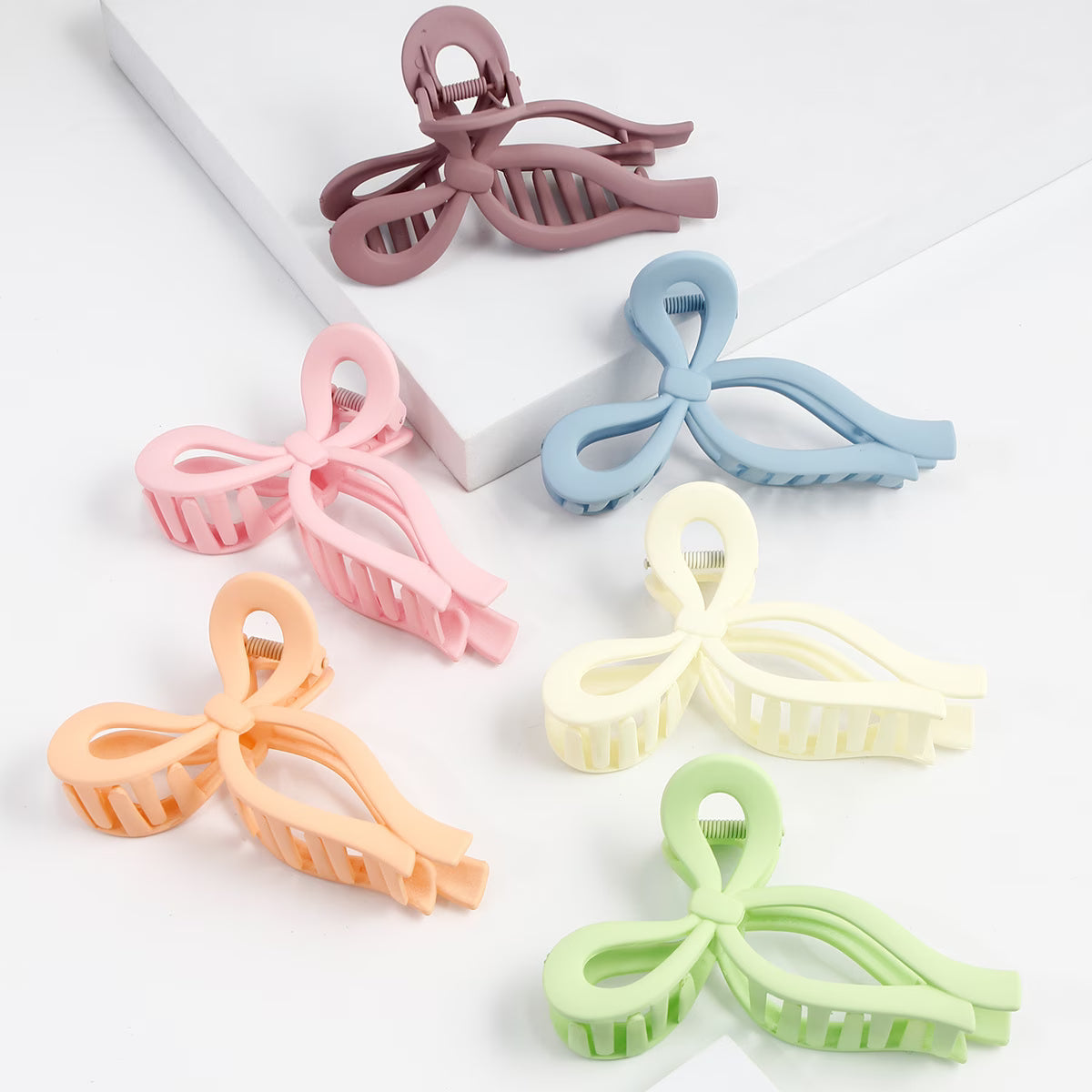 Ethereal Bow Claw Clip