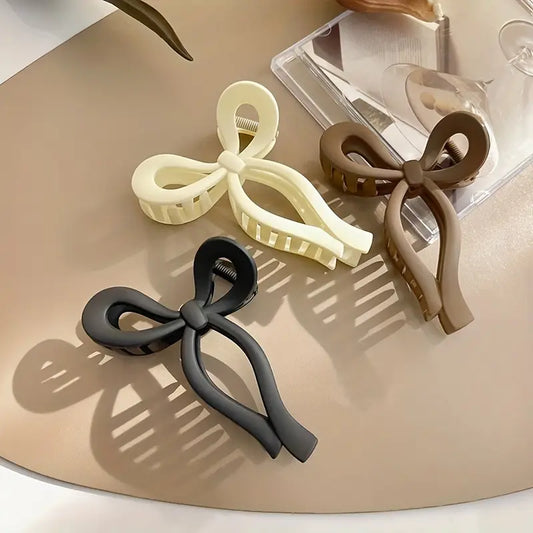 Ethereal Bow Claw Clip