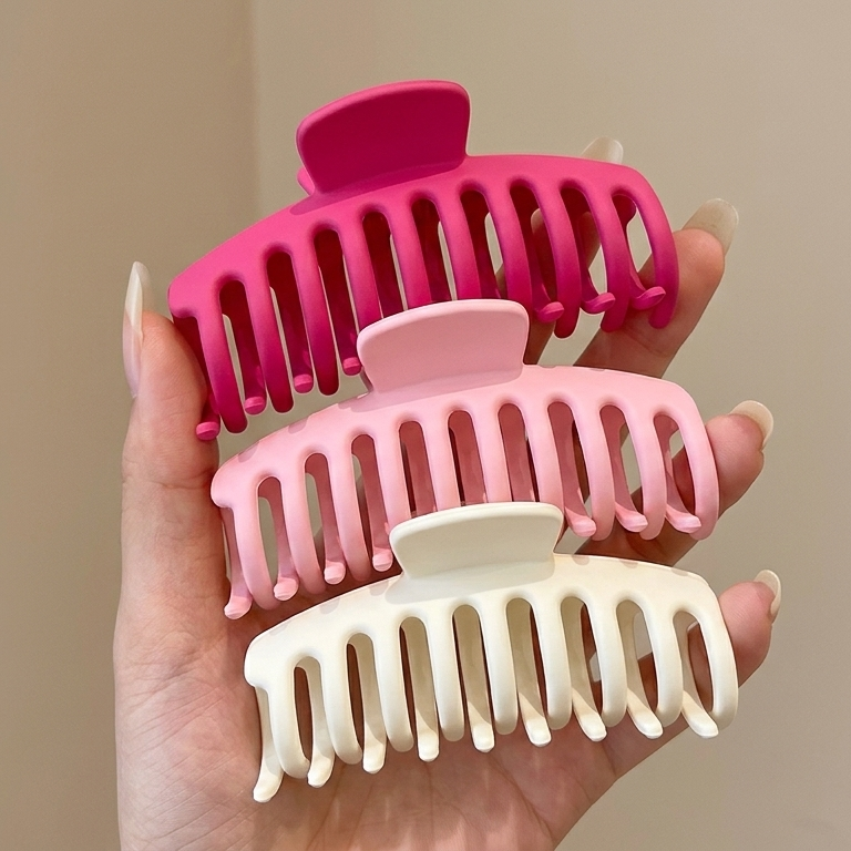 Claw Clip With Non-Slip Grip