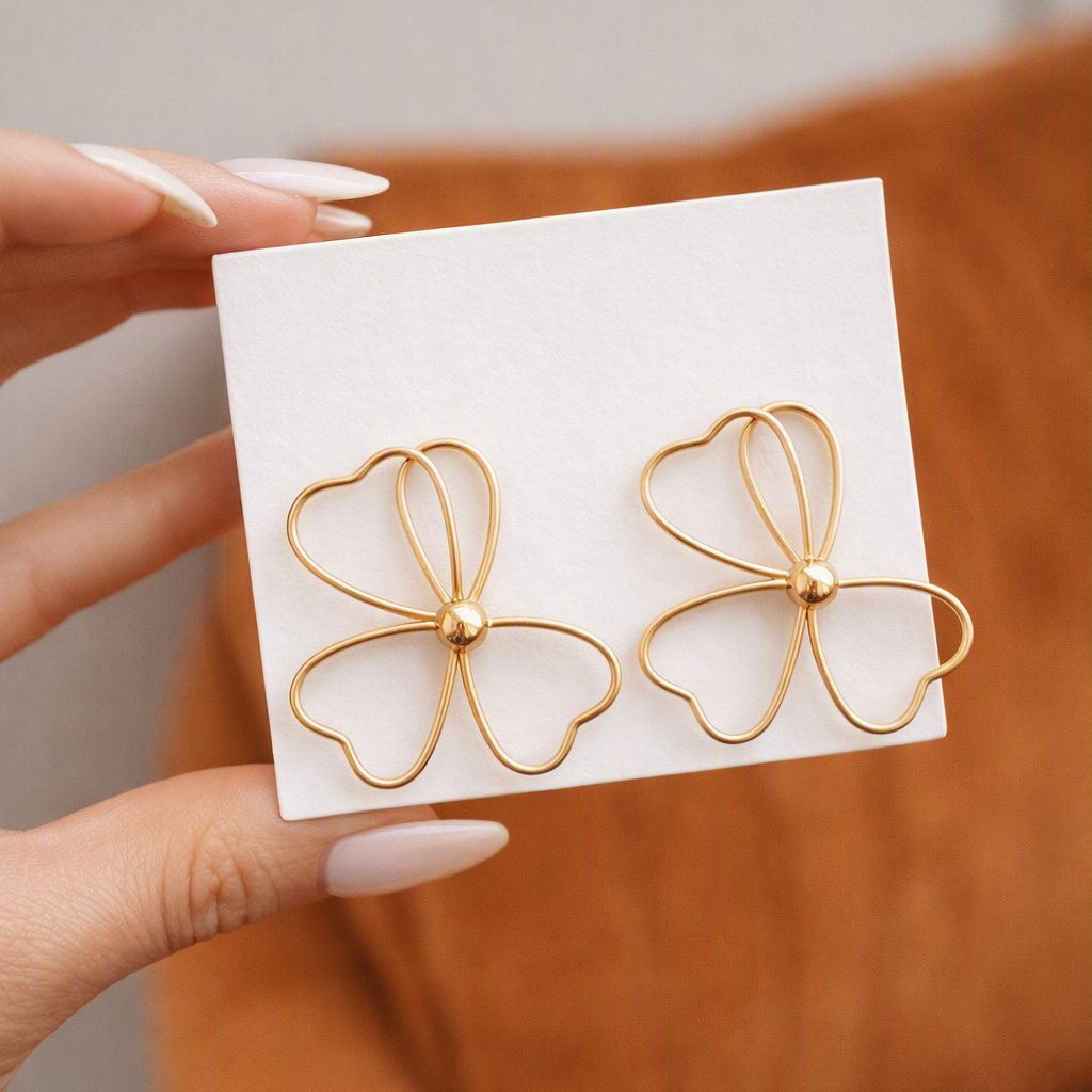 Sleek Bloom Earings
