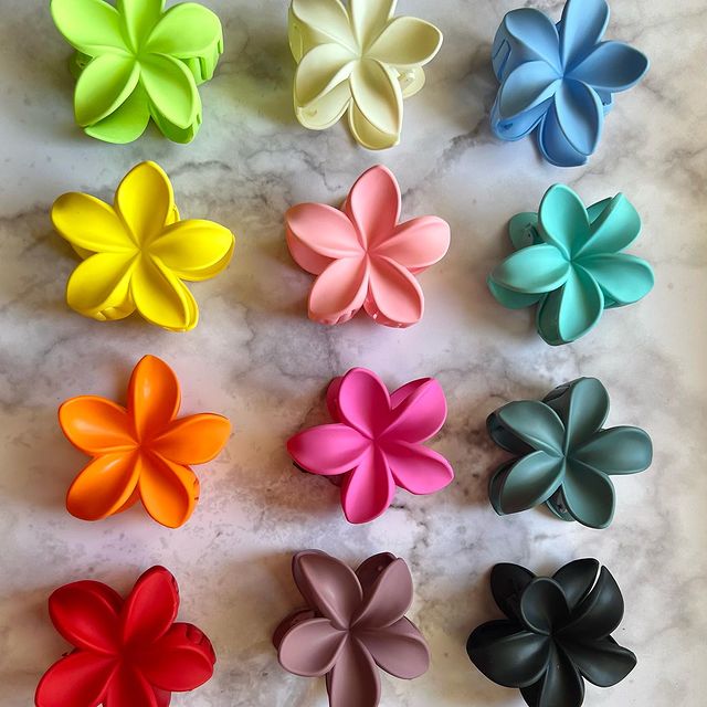 Flower Hair Claw Clips