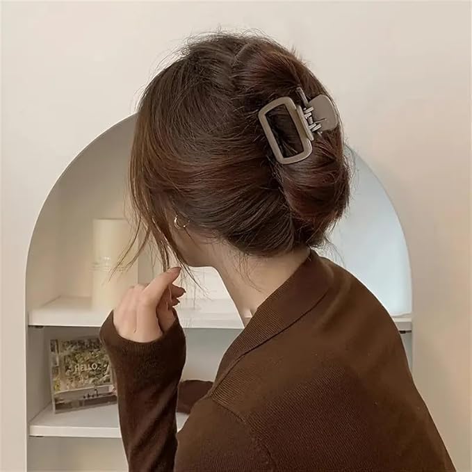 Matte Geometrical Claw Clips