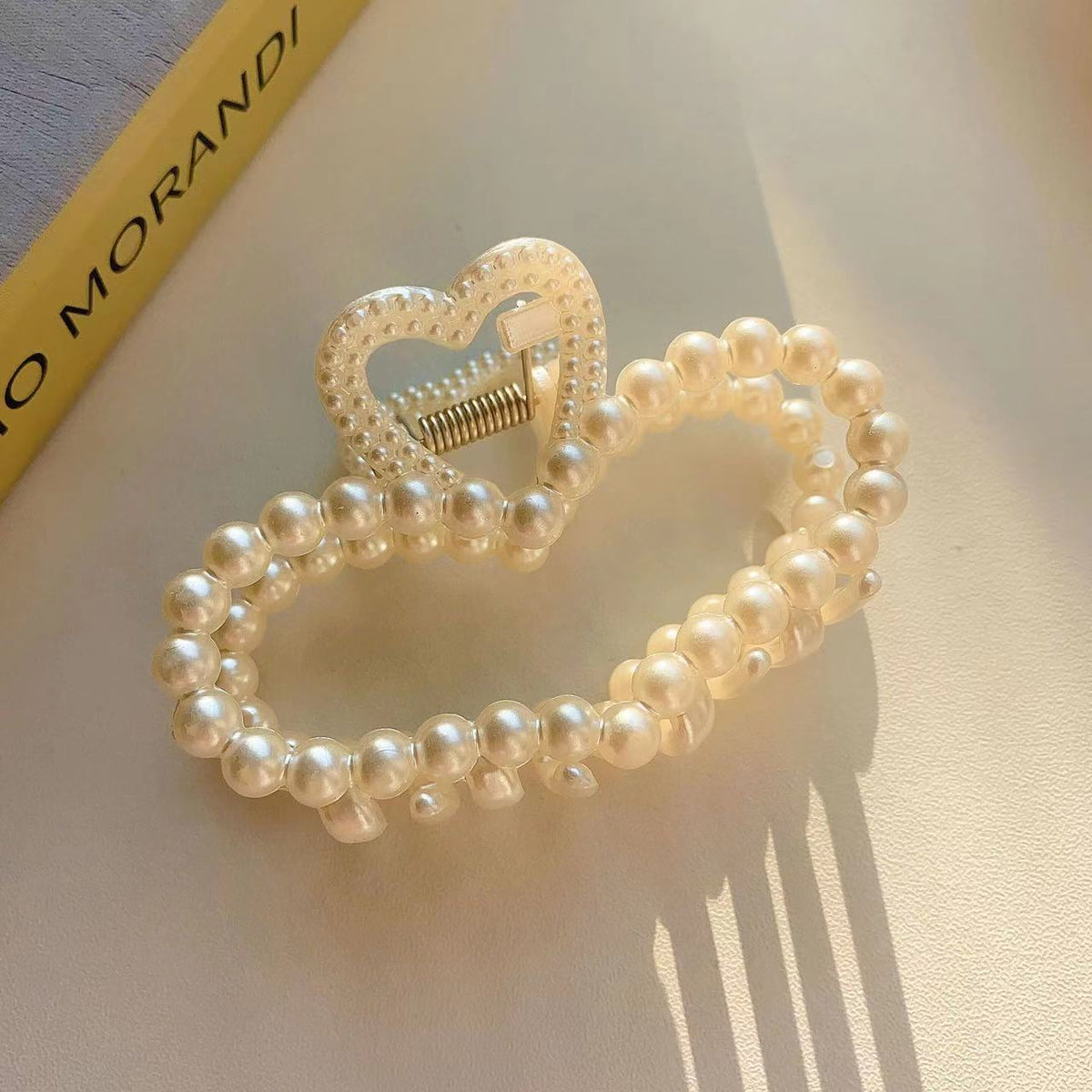 Pearl Claw Clip