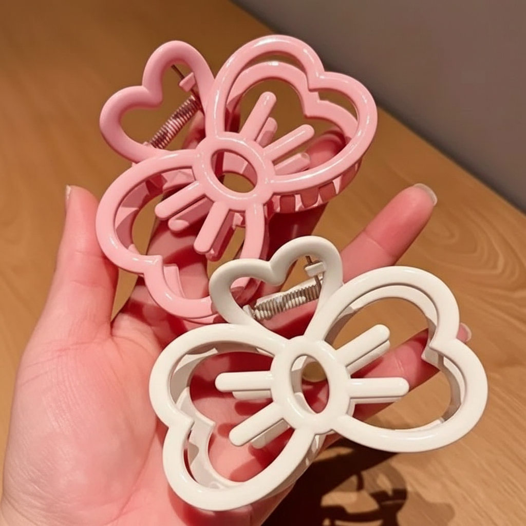 Hello Kitty Claw Clip