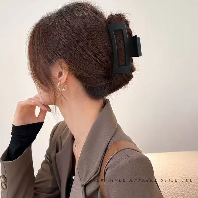 8pcs Earthy Tone Claw Clips Set