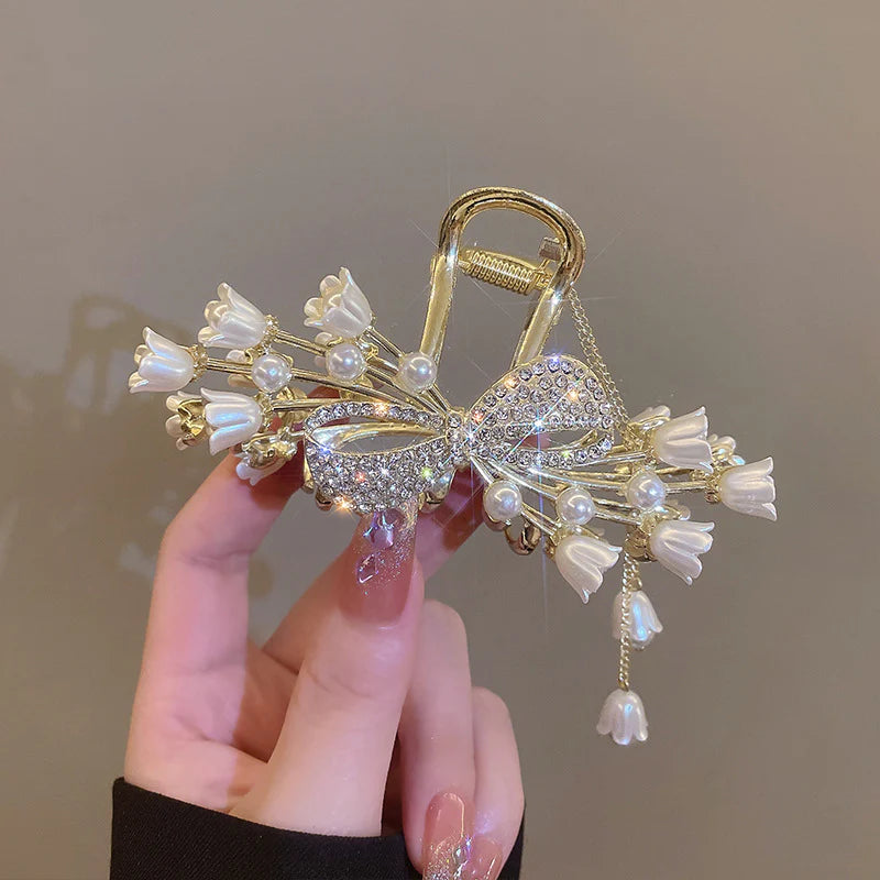 Royal Bloom Clip