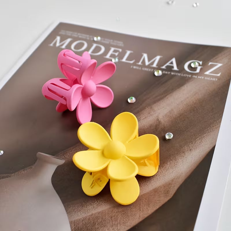 2 Mini Flower Claw