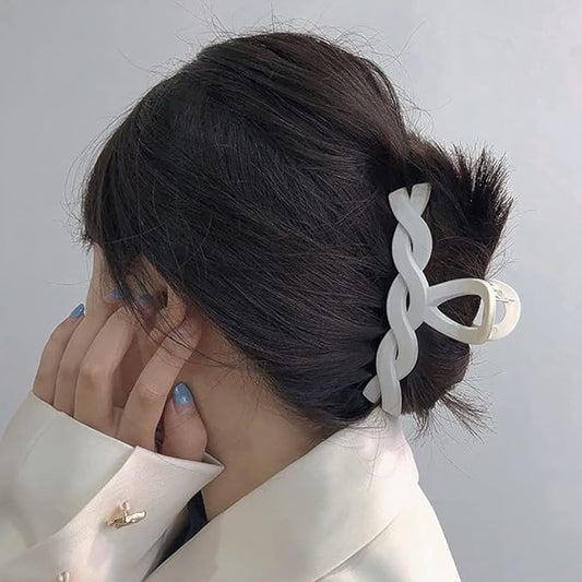 Large Twisted Grace Claw Clip