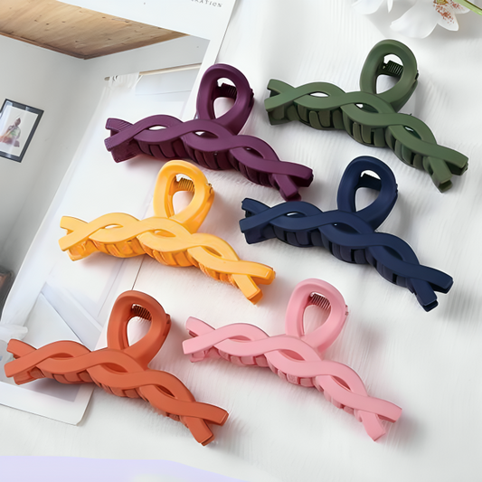 Large Twisted Grace Claw Clip
